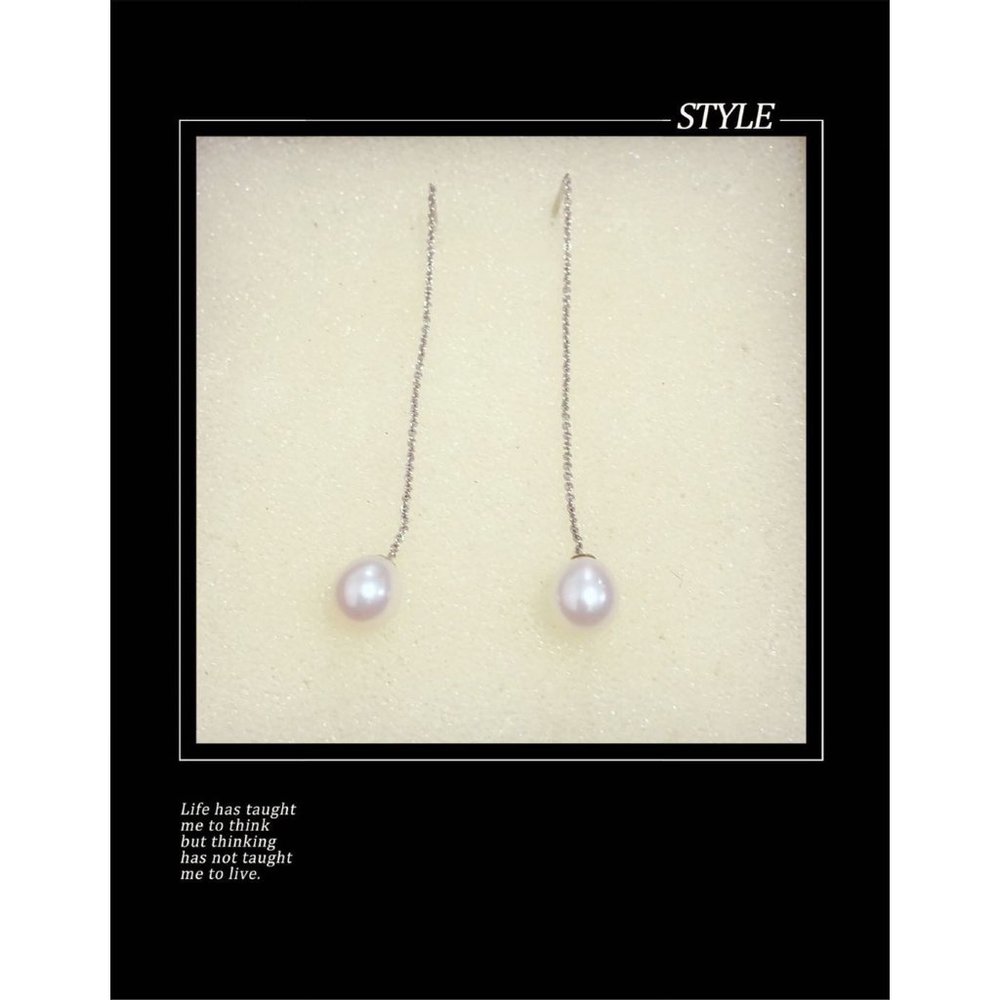 pearl earring